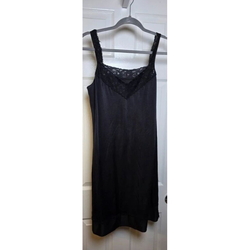 Vintage Vanity Fair Black Lace Trim Full Slip Dress 10-160 Size M 36